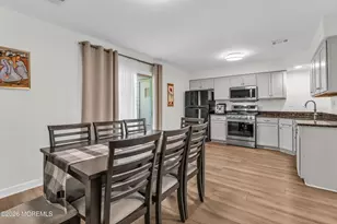 29 Copley Ct, Freehold, NJ 07728 - Photo 8