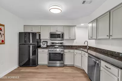 29 Copley Court #3, Freehold, NJ 07728 - Photo 10