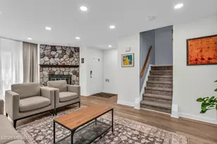 29 Copley Ct, Freehold, NJ 07728 - Photo 6