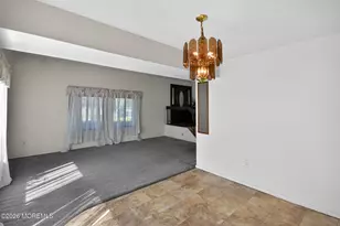 3 Scenic Ln, Matawan, NJ 07747 - Photo 8