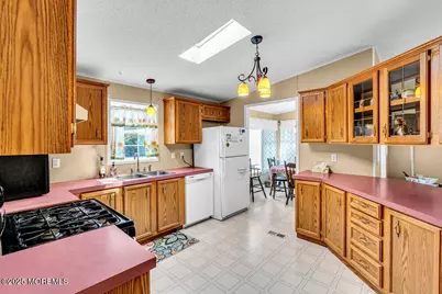 93 Village Road, Morganville, NJ 07751 - Photo 10