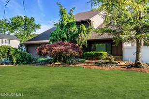 12 Ethan Allen Rd, Freehold, NJ 07728 - Photo 4