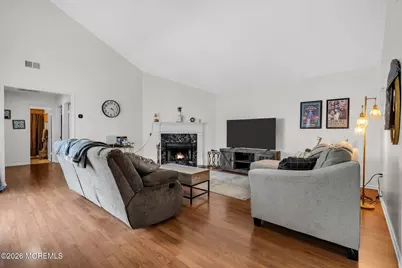 18 Jasmine Lane, Freehold, NJ 07728 - Photo 8