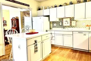 509 Skylark Dr, Monroe Township, NJ 08831 - Photo 12