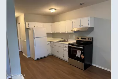 17B Snowberry Lane, Whiting, NJ 08759 - Photo 10
