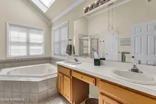 32 Heritage Dr, Shrewsbury, NJ 07702 - Photo 18