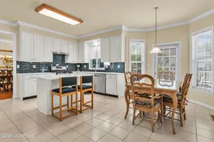 32 Heritage Dr, Shrewsbury, NJ 07702 - Photo 4