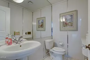 46 Thomas Dr, Manalapan Township, NJ 07726 - Photo 26