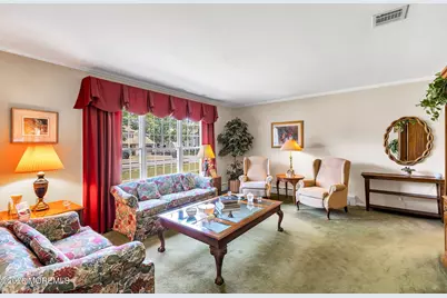 15 Chestnut Street, Port Monmouth, NJ 07758 - Photo 6