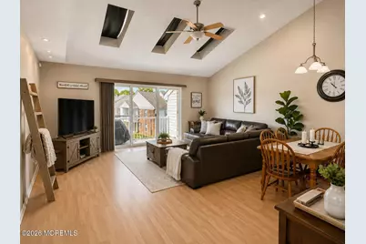 270 Tulip Lane, Freehold, NJ 07728 - Photo 4