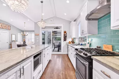 118 W Delaware Avenue, Long Beach Township, NJ 08008 - Photo 16