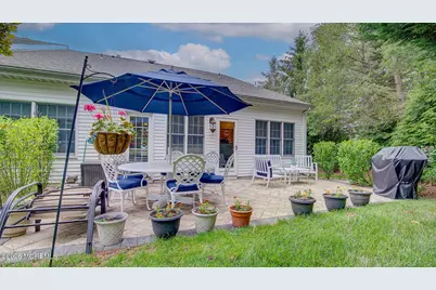 1 Kingston Court, Monroe Township, NJ 08831 - Photo 32
