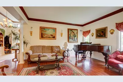 1 Kingston Court, Monroe Township, NJ 08831 - Photo 8