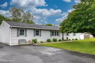 1632 2nd Ave, Toms River Township, NJ 08757 - Photo 2