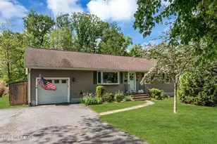 79 Dean Rd, Mendham, NJ 07945 - Photo 2