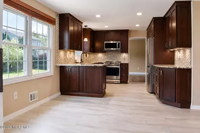 35 Liberty Drive, Dayton, NJ 08810 - Photo 8