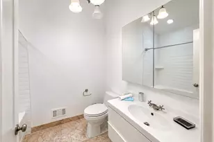 35 Liberty Dr, Dayton, NJ 08810 - Photo 24