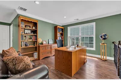 114 E Parsonage Way, Manalapan Township, NJ 07726 - Photo 10