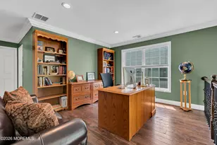 114 E Parsonage Way, Manalapan Township, NJ 07726 - Photo 10
