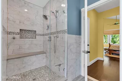 114 E Parsonage Way, Manalapan Township, NJ 07726 - Photo 18