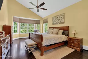114 E Parsonage Way, Manalapan Township, NJ 07726 - Photo 14