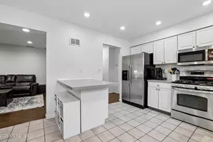 87 New Monmouth Rd, Middletown, NJ 07748 - Photo 6