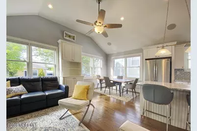 18 Meadowbrook Avenue #A, Rumson, NJ 07760 - Photo 4
