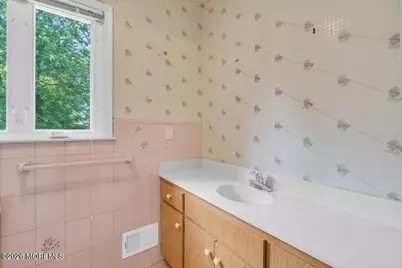 1 Dickinson Lane, Morganville, NJ 07751 - Photo 20