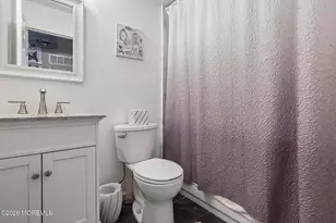 81 Farnworth Close, Freehold, NJ 07728 - Photo 16
