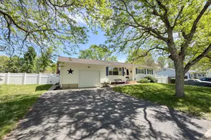 35 Drexel Dr, Jackson, NJ 08527 - Photo 4
