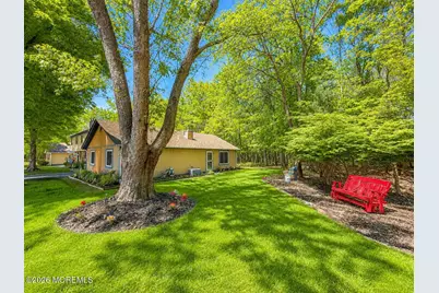 8 Seagull Lane, Howell Township, NJ 07731 - Photo 4