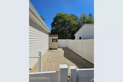 48 Fort Lee Drive, Manahawkin, NJ 08050 - Photo 10