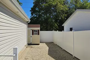 48 Fort Lee Dr, Manahawkin, NJ 08050 - Photo 10