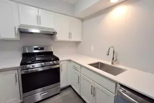 123 Northampton Dr, Holmdel, NJ 07733 - Photo 2
