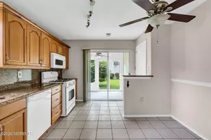51 Linton, Freehold, NJ 07728 - Photo 20