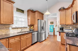 16 Avenue A, Helmetta, NJ 08828 - Photo 8