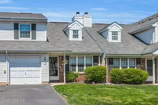 216 Coldspring Ct, Franklin Township, NJ 08873 - Photo 2