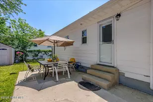 210 Orchard St, Aberdeen Township, NJ 07735 - Photo 28