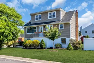 24 Taylor Ave, North Middletown, NJ 07748 - Photo 2