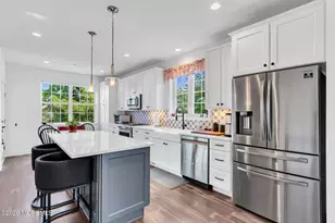 24 Catherine St, Red Bank, NJ 07701 - Photo 8