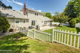 25 Mccue Rd, Morganville, NJ 07751 - Photo 36