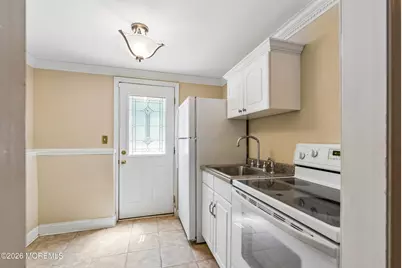 30 Basswood Court, Red Bank, NJ 07701 - Photo 32