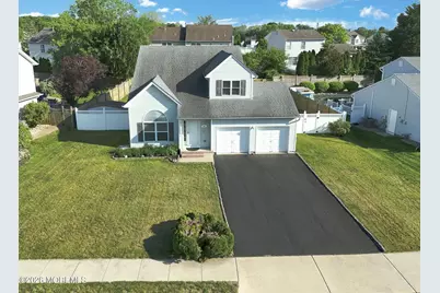 23 Grand Teton Avenue, Howell Township, NJ 07731 - Photo 2
