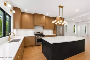 11 Hobart St, Marlboro Township, NJ 07746 - Photo 28