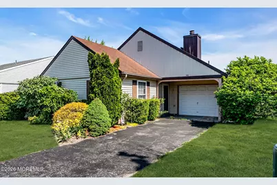 44 Buckingham Drive N, Manchester Township, NJ 08759 - Photo 2