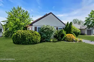 44 Buckingham Dr N, Manchester Township, NJ 08759 - Photo 6