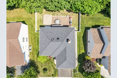 135 Woodcliff Boulevard, Morganville, NJ 07751 - Photo 44