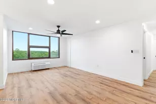 1 Scenic Dr, Highlands, NJ 07732 - Photo 8