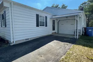 127 Troumaka St, Toms River Township, NJ 08757 - Photo 2