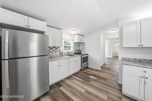 28 Bayshore Mobile Manor, Hazlet Township, NJ 07730 - Photo 4